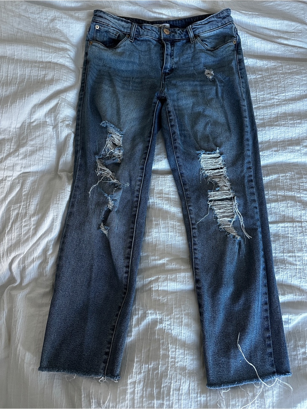 STS Blue Distressed Cropped Straight Leg Jeans - Size 29